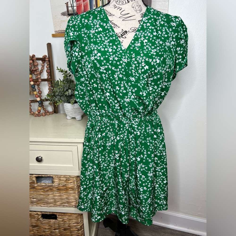 SHEIN Floral Romper